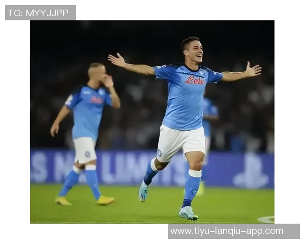 前裁判解析比塞克未被红牌处罚原因与苏契奇回防的关键因素